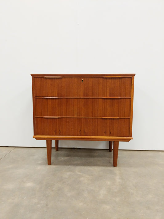 Vintage Danish Modern Teak Low Dresser by Ejsing Møbelfabrik