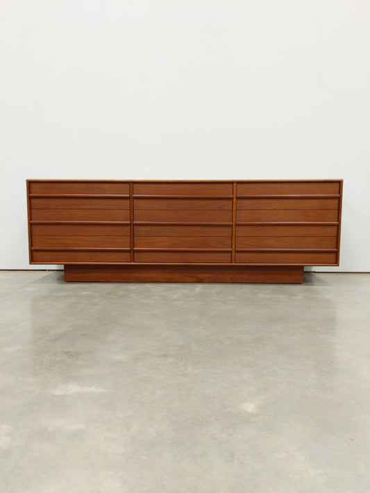 Vintage Mid Century Modern Teak Dresser by Inter-Continental-Design