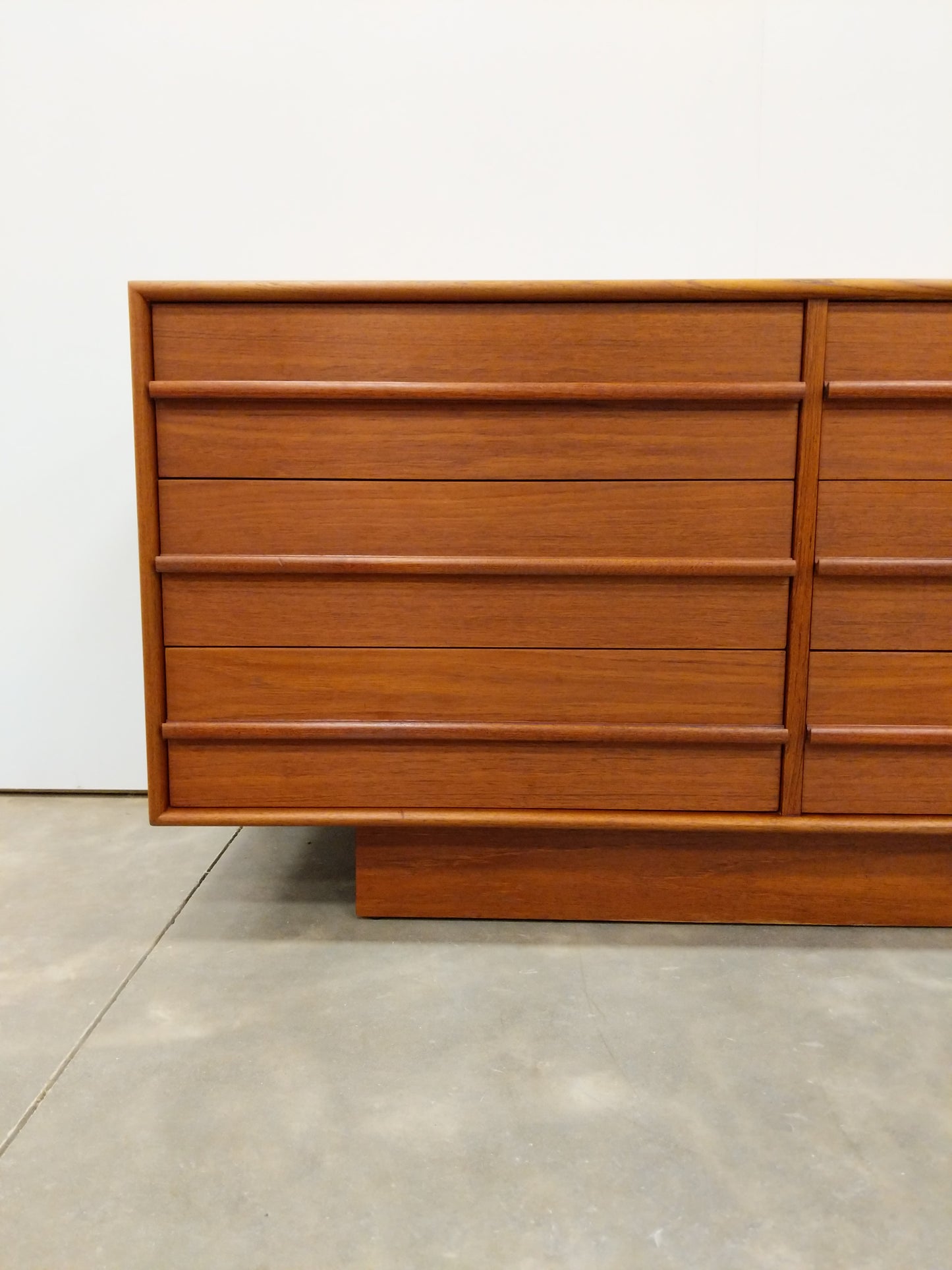 Vintage Mid Century Modern Teak Dresser by Inter-Continental-Design