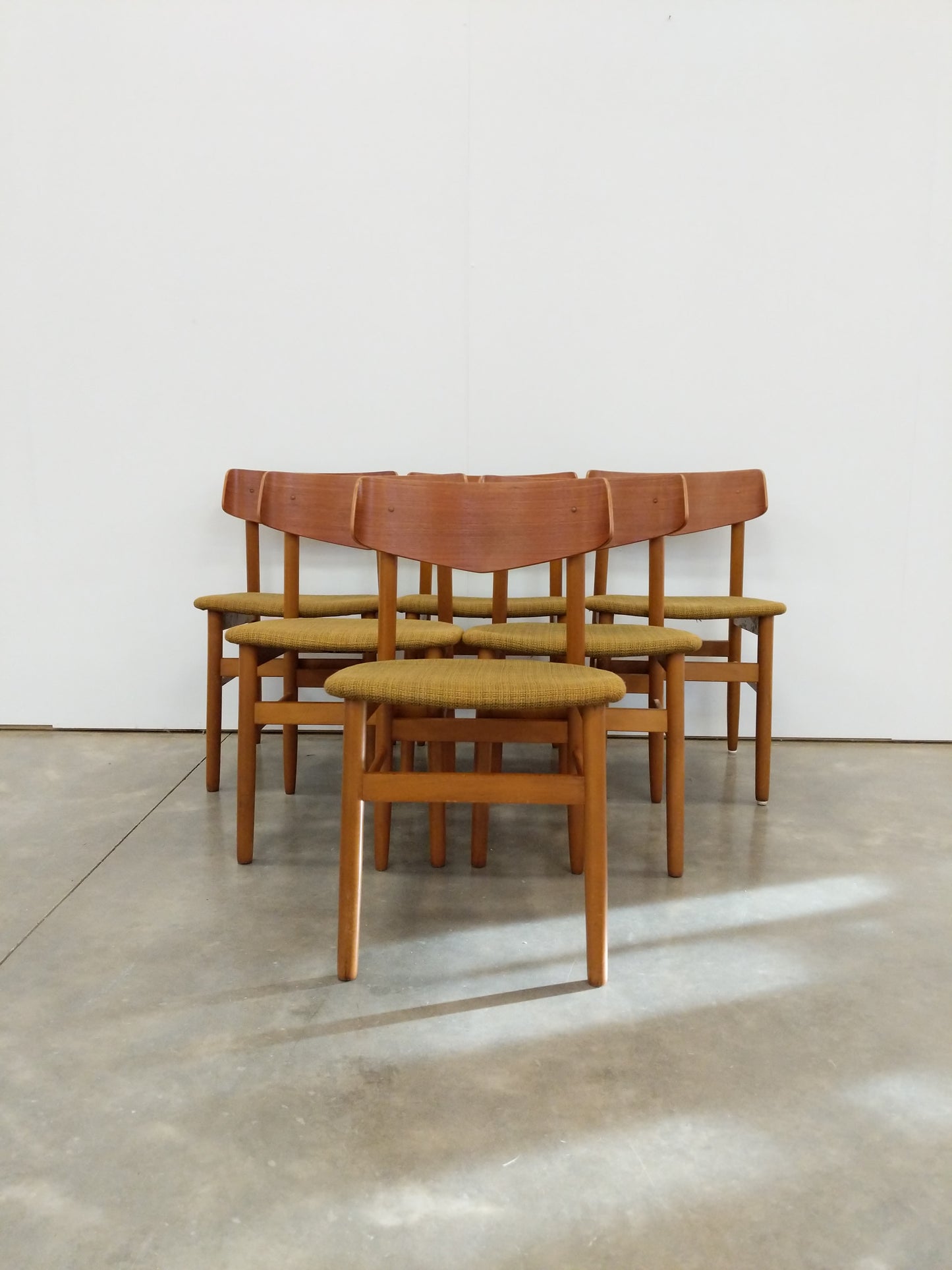 Set of 6 Vintage Danish Modern Dining Chairs