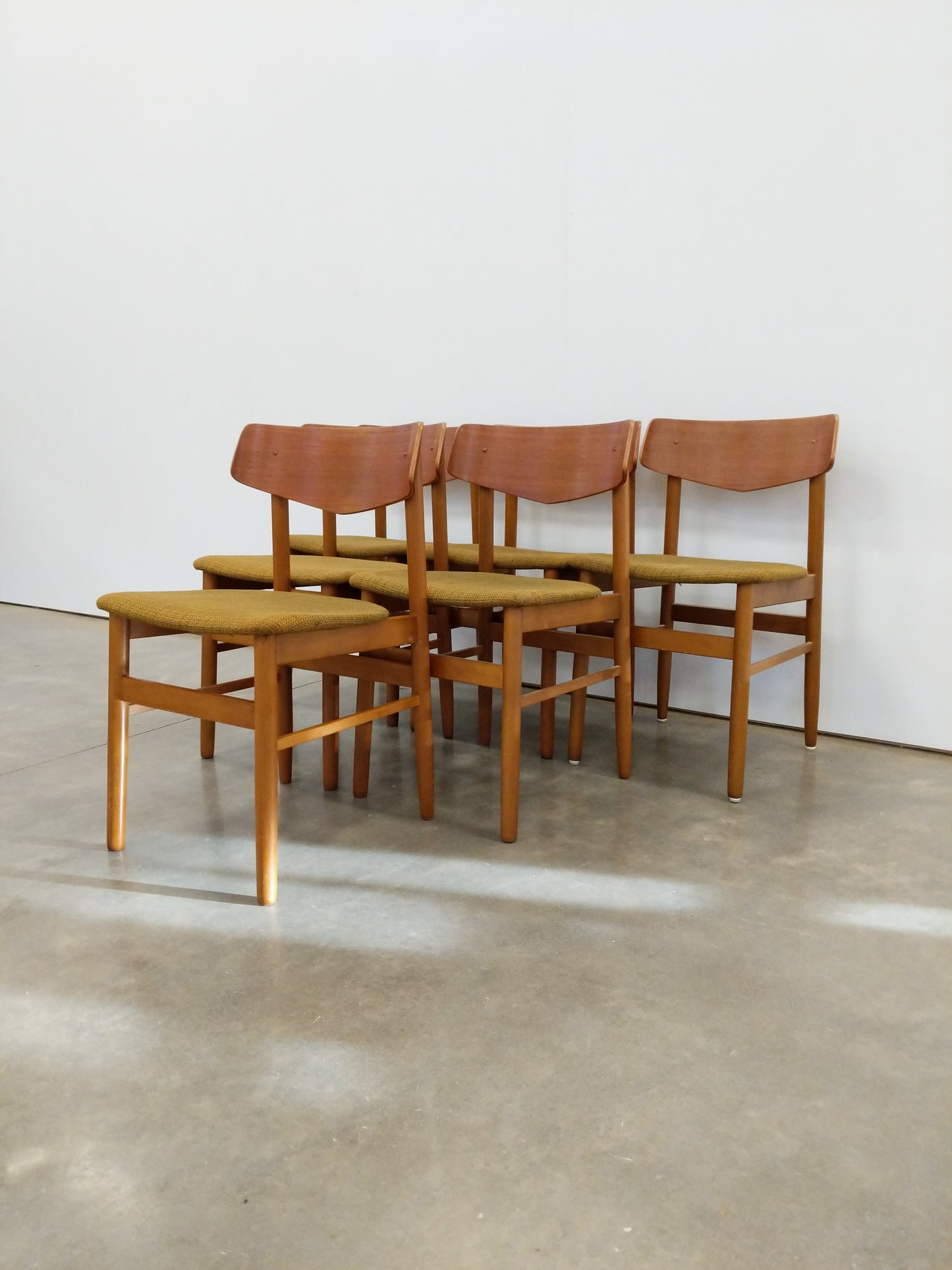 Set of 6 Vintage Danish Modern Dining Chairs