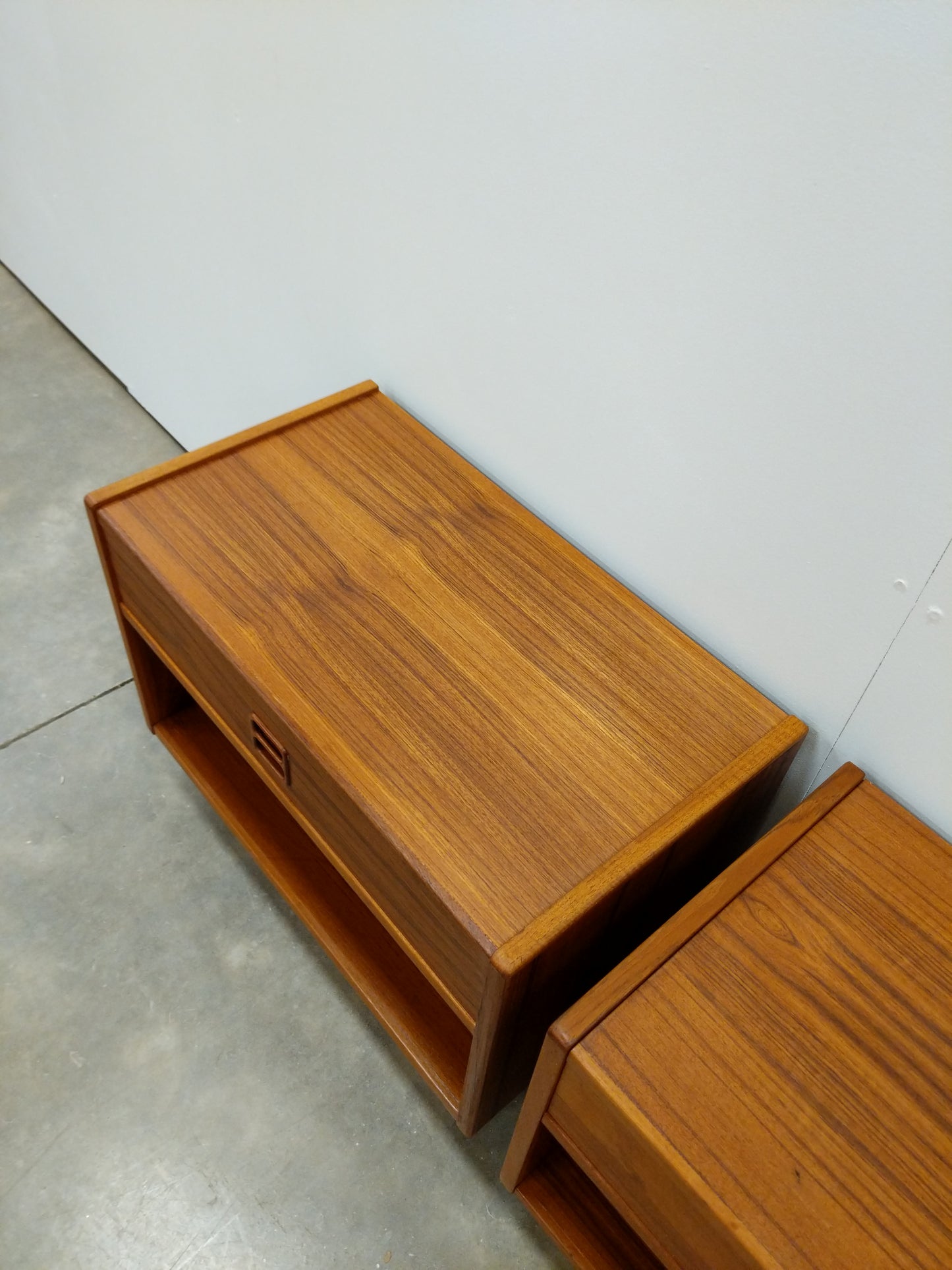 Pair of Vintage Mid Century Modern Teak Nightstands