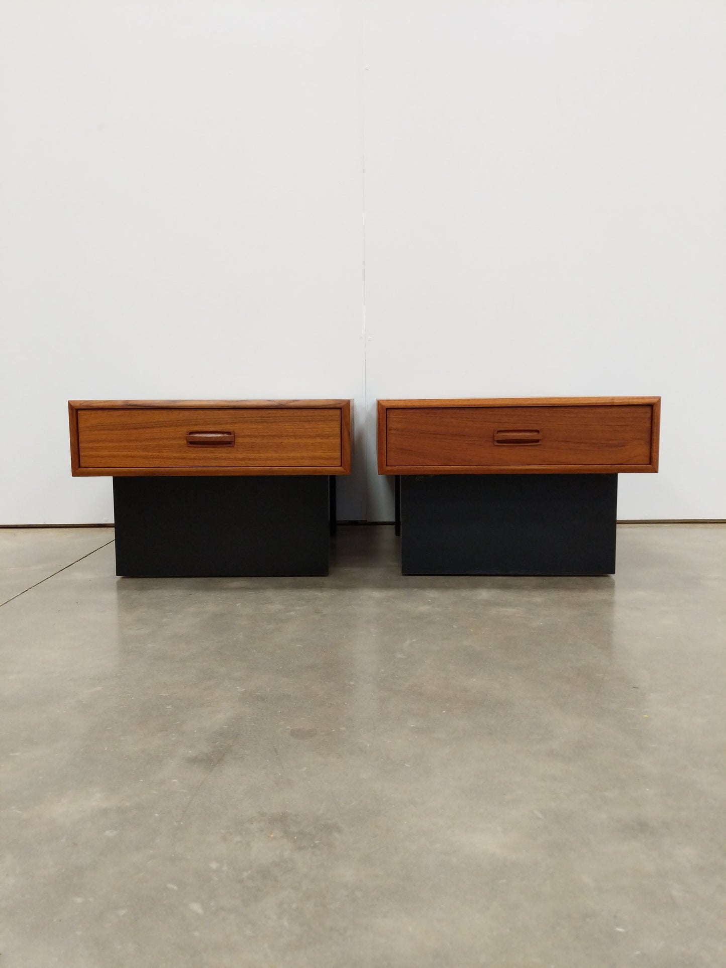 Pair of Vintage Mid Century Modern Teak Nightstands / Side Tables by RS Associates