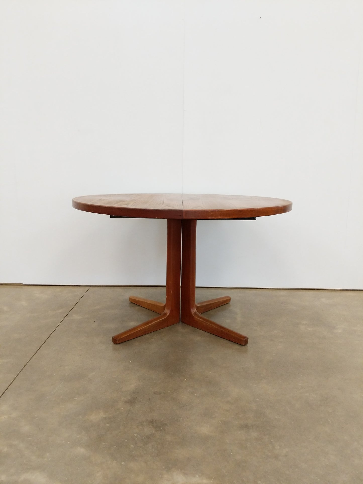 Vintage Danish Modern Teak Expandable Dining Table by Vejle