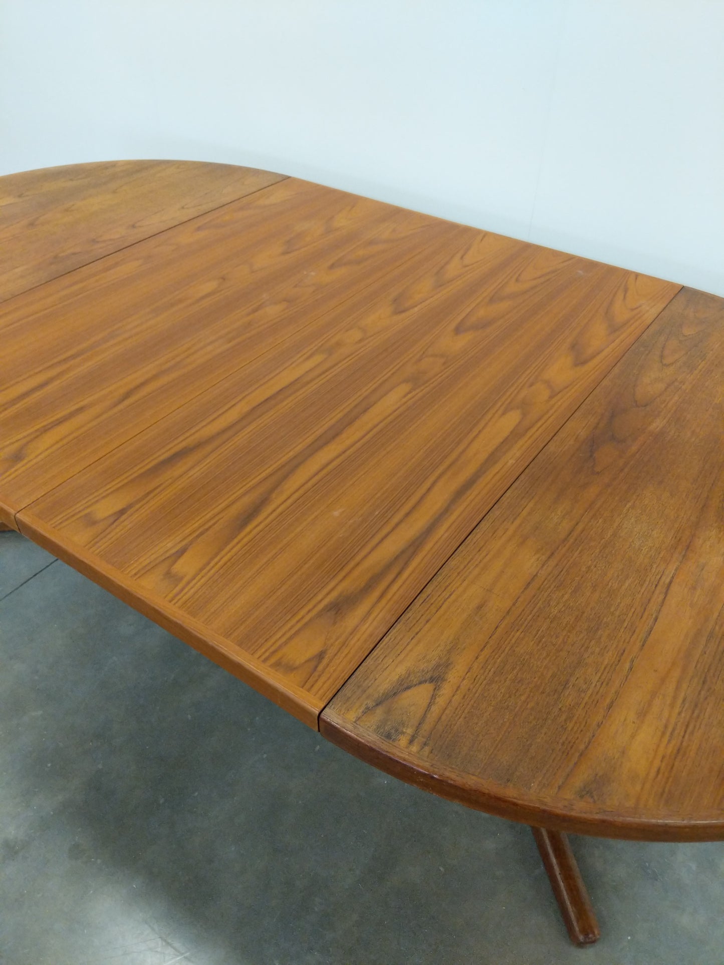 Vintage Danish Modern Teak Expandable Dining Table by Vejle