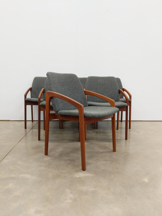 Set of 6 Vintage Danish Modern Teak Chairs by Henning Kjaernulf